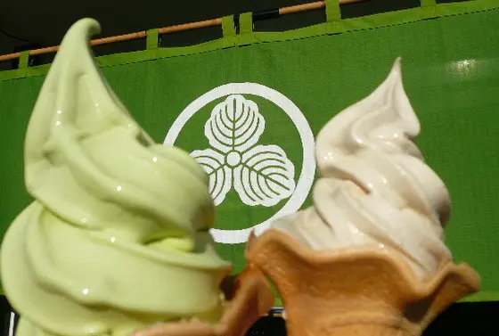 上品な味のお茶ソフトクリーム