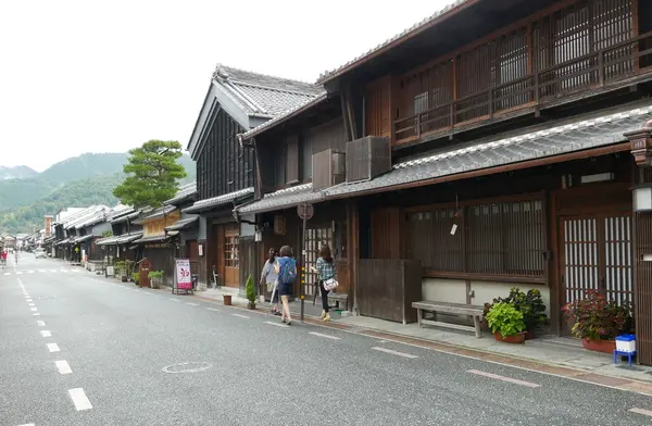 古い町並みを忘れずに