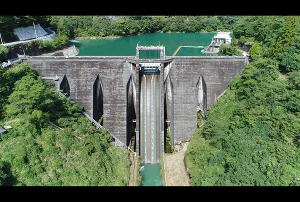 諸塚ダム