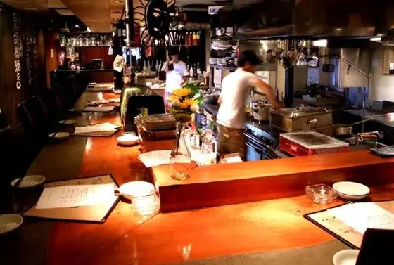 店内はいつもにぎやかです