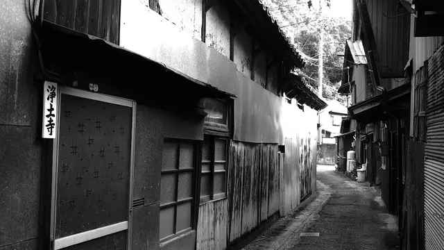 岐阜散歩シリーズ<謎の路地裏と寺町巡り>編