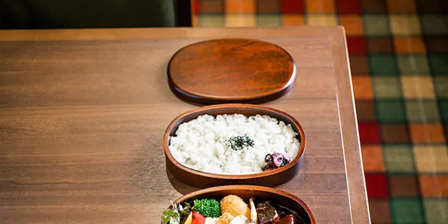 美味しいランチとショッピング♪東京駅〜銀座界隈を歩いてまわる