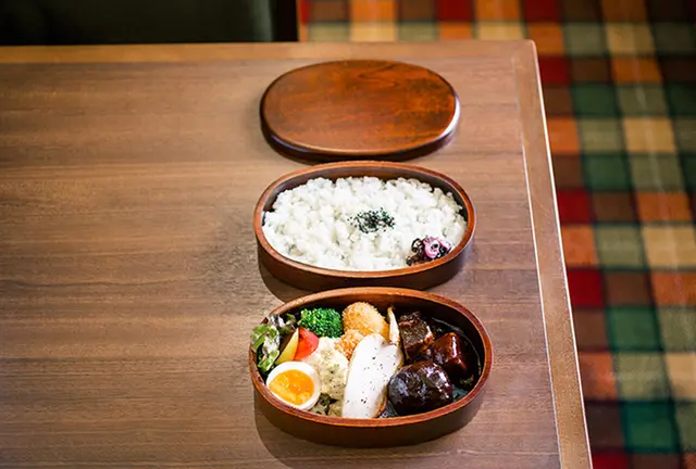 美味しいランチとショッピング♪東京駅〜銀座界隈を歩いてまわる