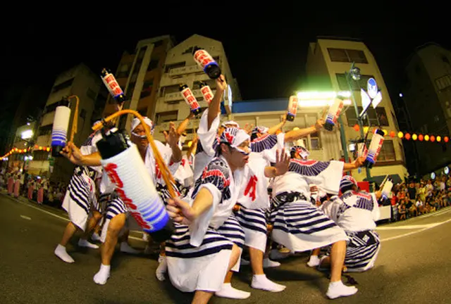 阿波踊りを楽しみながら満喫の高円寺デート！お昼から夜まで。
