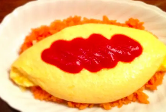 一度は食べておきたい！とろふわ絶品オムライスに夢中！