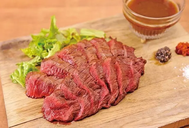 肉好き必見👀 華金には東京タワーを眺めながらお肉女子会♡