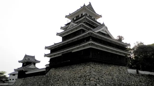 黒田官兵衛、福沢諭吉、鱧、そして唐揚げ…中津は歴史と美味の街!