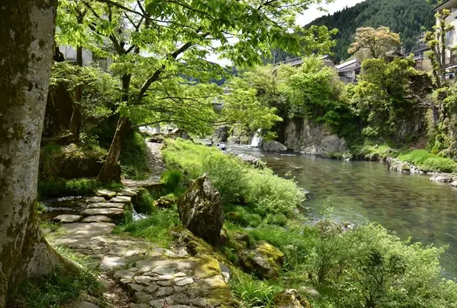 水の町 郡上八幡を愉しむ大人旅