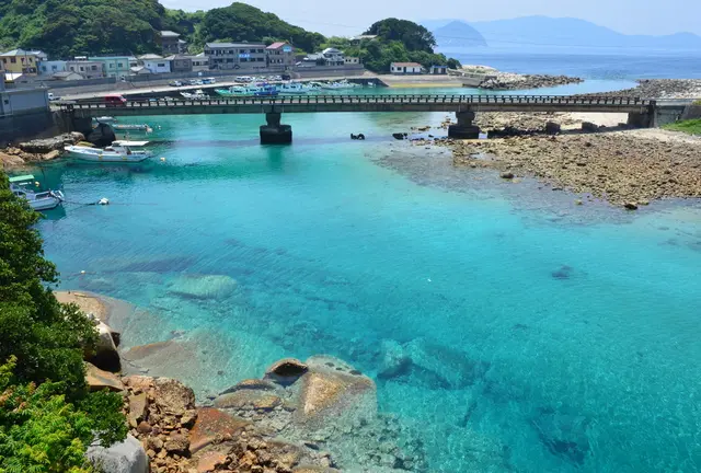 竜宮城を見つける虹色の光旅！