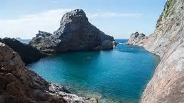 初めての船旅なら神々の集まる島「神津島」