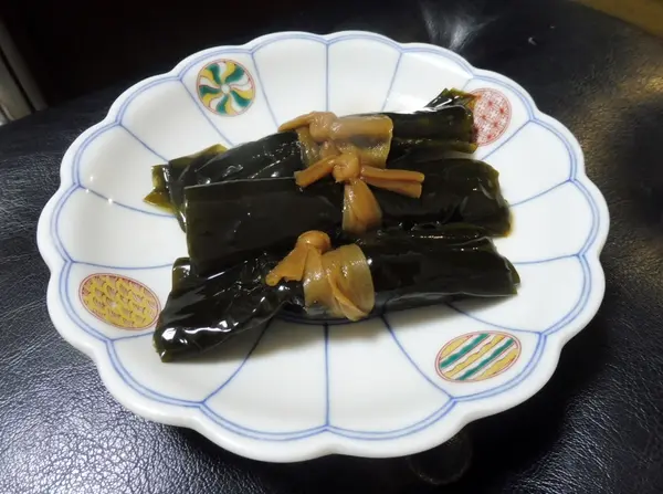 昆布巻きがおすすめです…！