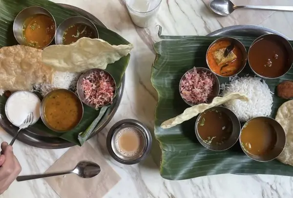南インドの定食と軽食 三燈舎