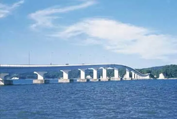 能登島大橋