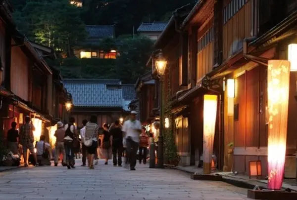 ひがし茶屋街