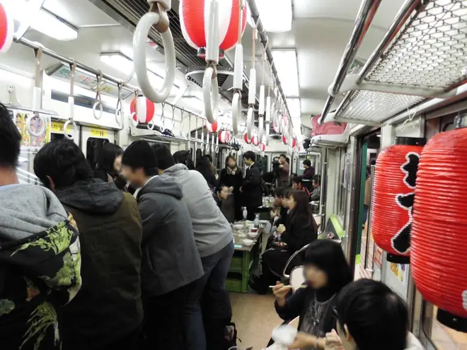 会場の様子〔電車内〕