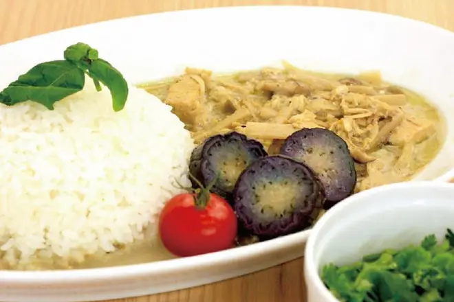 大山どりのグリーンカレー　