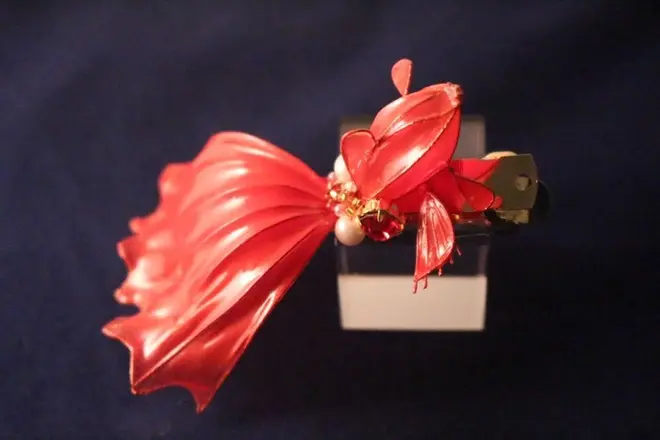 「鱗組　梁由羅」　Jewelry AI Goldfish 