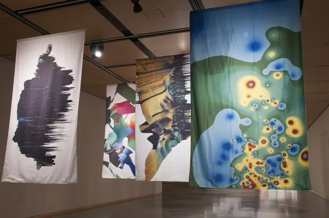 参考図版「ホセ・マリア・シシリア、福島・冬の花」福島県立美術館2013年 Photo © Paula Fujiwara   