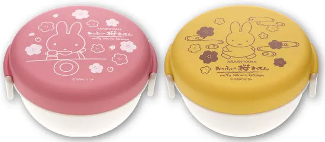©️Mercis bv ヴィンテージマグカップ　1,200円（税別）かすれたような風合いで、ヴィンテージ感たっぷりの食器シリーズ。小物入れなど、インテリアとしてもお使いいただけます。