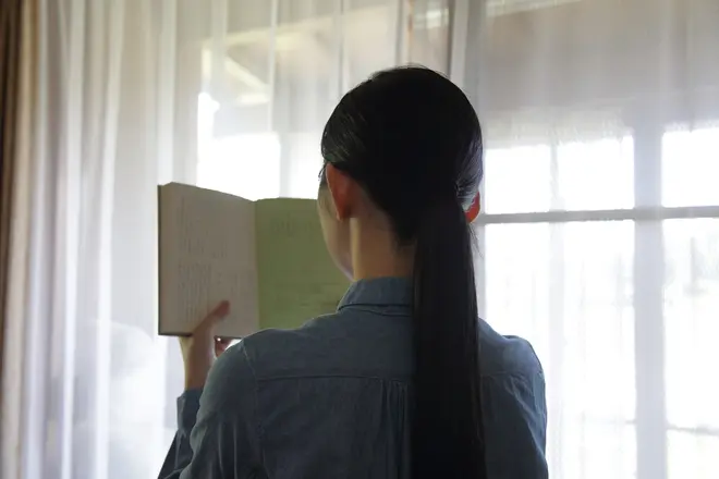 川村麻純《home／making》2018年／映像インスタレーション／20分　※参考図版