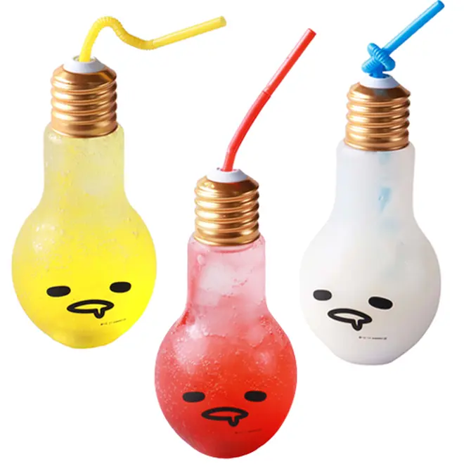 きらきら発光！ぐでソーダ（イチゴ／カルピス／レモン）　各930円 電球は持ち帰りOK