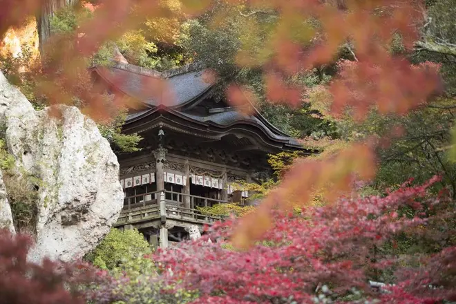 那谷寺　画像提供：芸団協