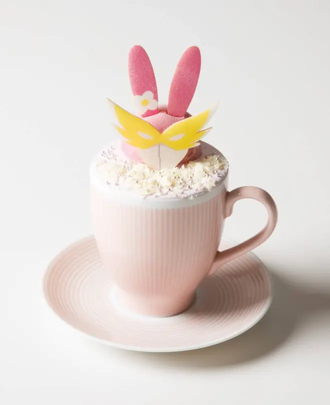 ピンク色の正義！ウサミミ仮面カップパフェ　1,190円＋税