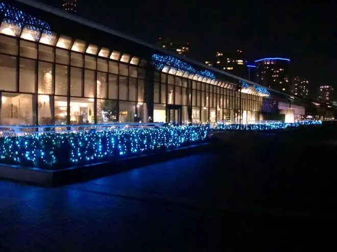 展示ホール2階　海側デッキ