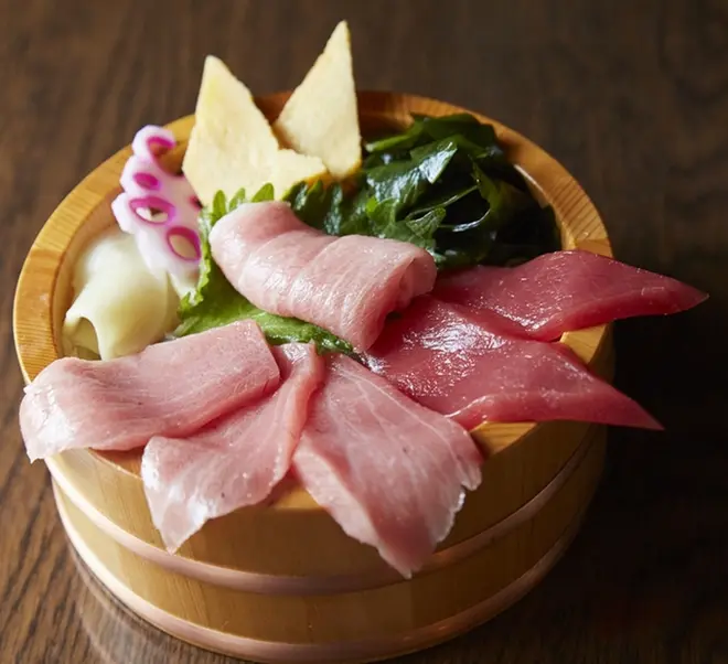 「黒・紋」極クロマグロ丼