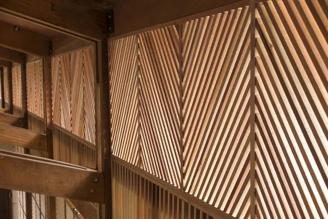 Eriksson Furunes + Leandro V. Locsin Partners + Boase「Streetlight Tagpuro」2016年 ©Alexander Eriksson Furunes