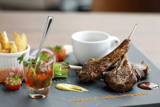 「dining lounge concept B」料理