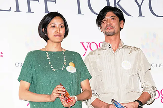【2014年度受賞】サントーシマ香さん、更科有哉さん