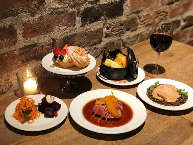 Buvette 「2019 Christmas Menu」メニュー イメージ（ワインは含まれません）
