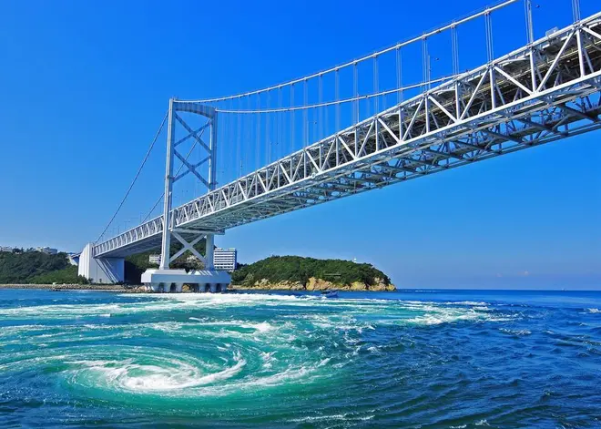 大鳴門橋 渦潮