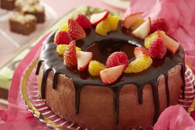 ミルクチョコレートシフォンケーキ イメージ（ショコラスイーツフェア）