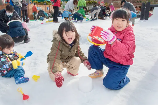スノーエリア　雪あそび広場