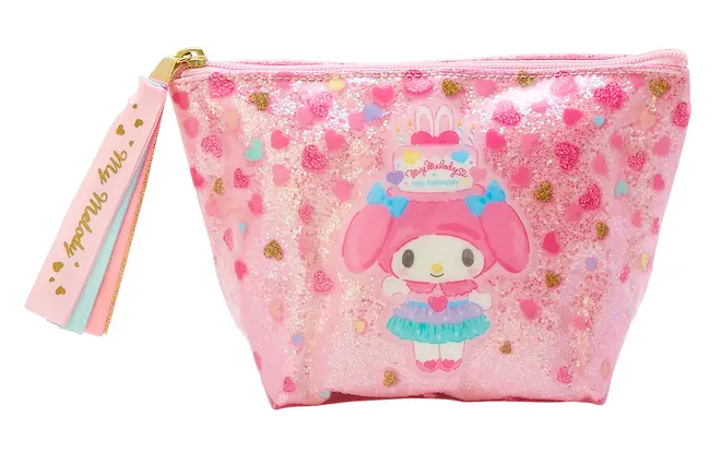 ポーチ ￥1,650 （C）’76,’20 SANRIO 著作（株）サンリオ
