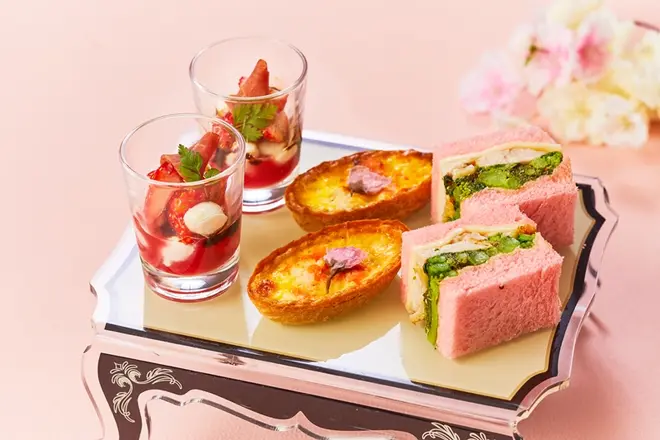 ストロベリー＆桜 アフタヌーンティー