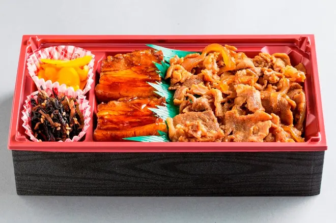 ＜としの家＞【鹿児島】角煮入り黒豚めし弁当1,080円（税込）（各日30折限り）