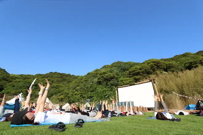 無人島内部のフィールドは広々とした気持ちの良い空間