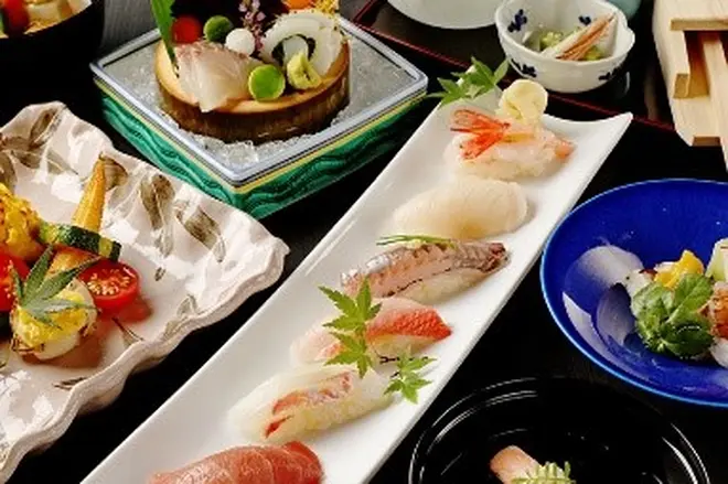 夕食 イメージ