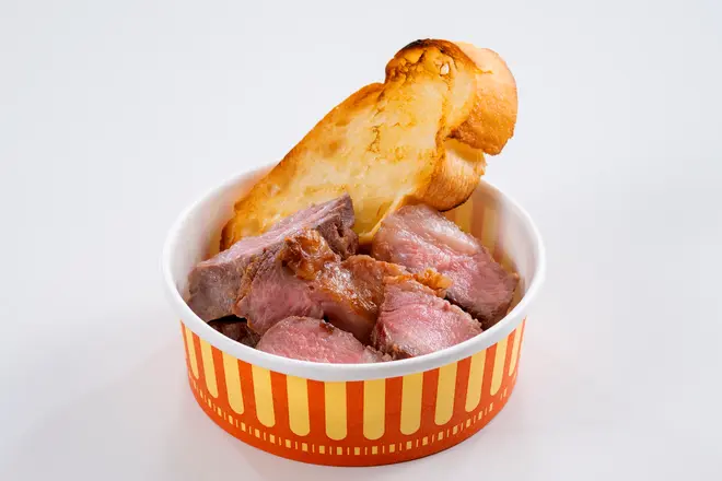 イベリコ豚ハラミの炭火焼き 700円