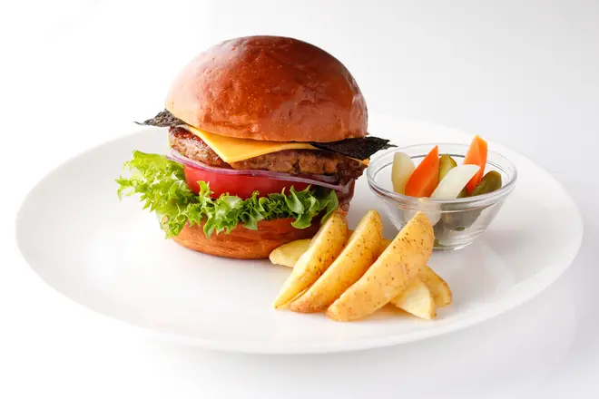「SATSUKI新東京大豆ミートバーガー」※ビュッフェサイズでの提供
