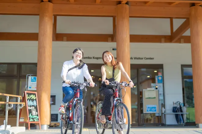 電動レンタサイクルでマイペースに美山を観光