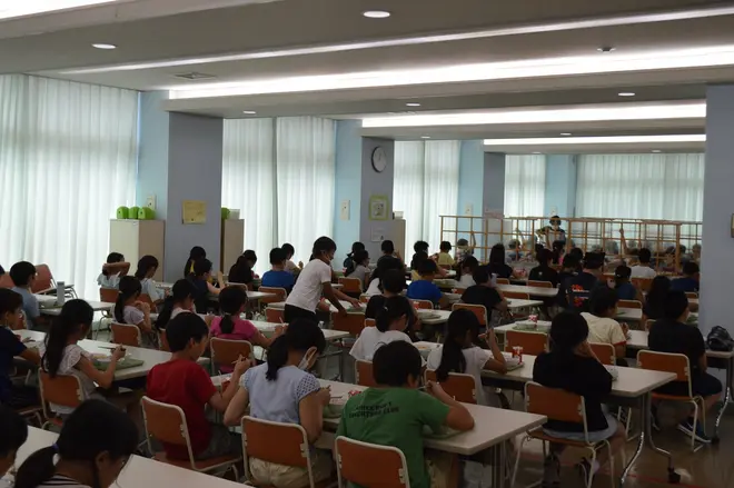  現在の給食の時間の様子