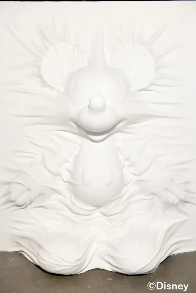 Daniel Arsham“Hiding Mickey” (c) Disney