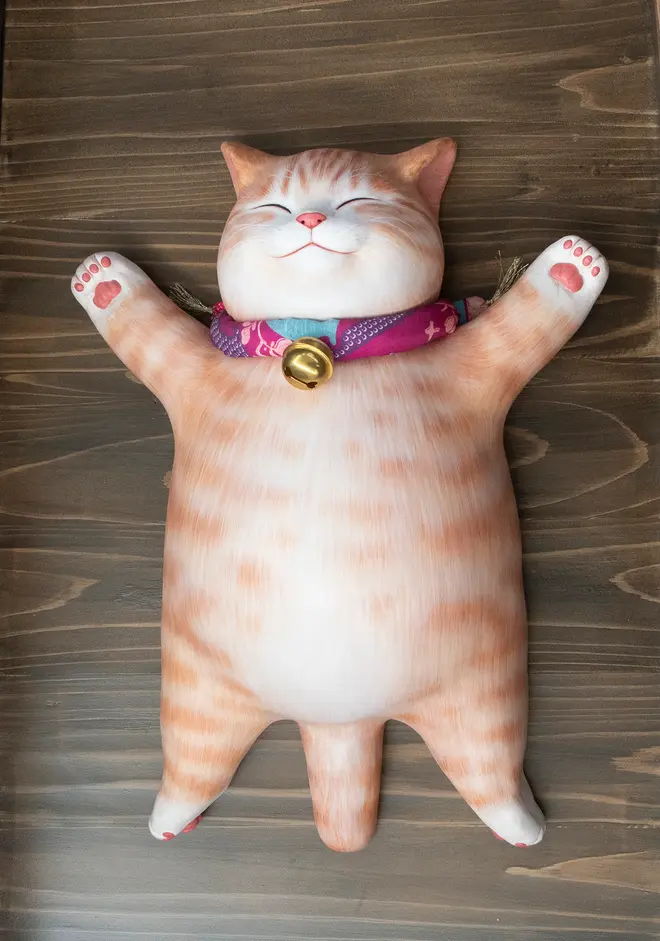 フォトスポット「猫と一緒にハイポーズ！」