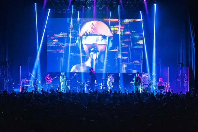 Fly with me LIVE 3D