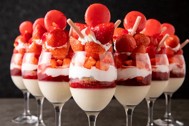 Strawberry Collection 2021「ストロベリークイーン・パフェ」