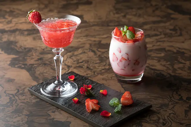 （左）Fraise d’Ange（フレーズ・ダンジュ） （右）Cadeau Fraise（カドー・フレーズ） イメージ